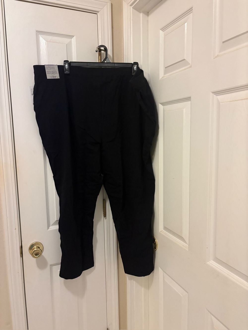 Catherines Black Women Dress Pants - Classic Supreme collection w/pockets.